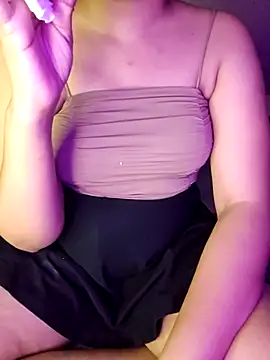 Olivia3 online show from 10.07.25