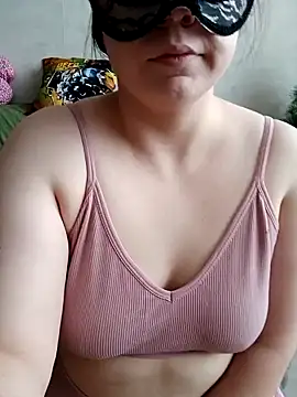 Snapshot of Miranda_Nancy chatting on 01.31.25 Miranda Nancy online show from 01.31.25