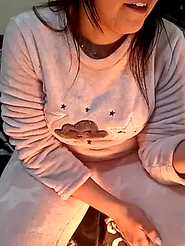 ShadiaStar online show from 01.17.25