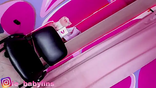 babylinsie online show from 01.25.25