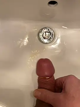 Snapshot of knudelboy2 chatting on 03.04.25 knudelboy2 online show from 03.04.25