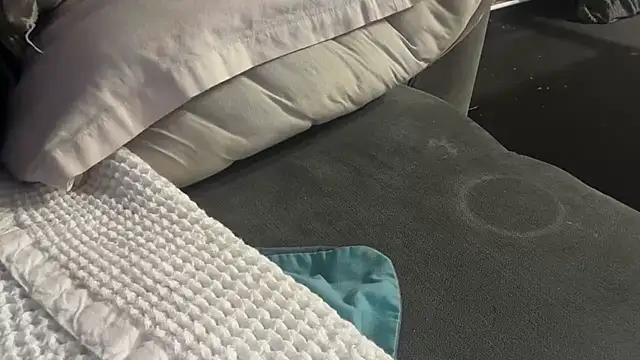 houy111111 online show from 10.25.25