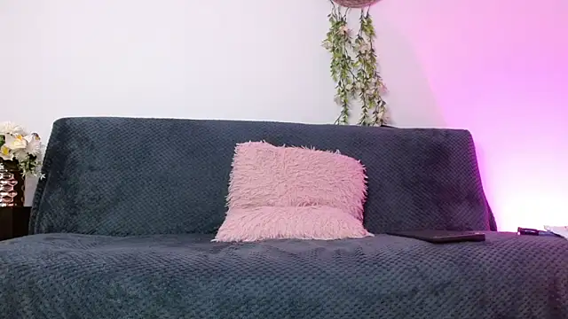 Kendal Mosk online show from 04.01.26