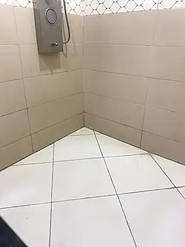 Lahcene online show from 10.15.25