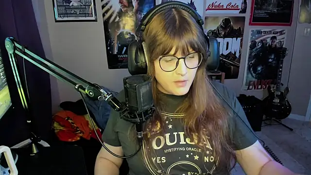 HannahCastle96 online show from 12.22.25