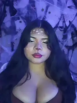 Snapshot of CANELA_9911 chatting on 10.29.25 CANELA 9911 online show from 10.29.25