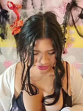 Snapshot of CANELA_9911 chatting on 11.23.25 CANELA 9911 online show from 11.23.25