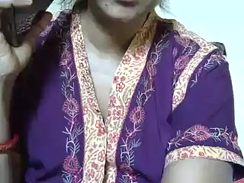 Snapshot of Suhana-sapna chatting on 01.13.25 Suhana-sapna online show from 01.13.25