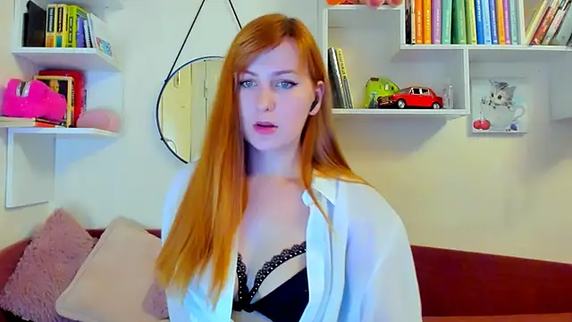 liya gorgeous online show from 10.30.25