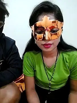 Snapshot of ascuple chatting on 01.25.25 ascuple online show from 01.25.25