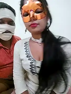 Snapshot of ascuple chatting on 02.02.25 ascuple online show from 02.02.25