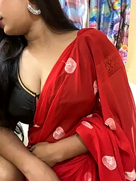 Snapshot of ascuple chatting on 10.14.25 ascuple online show from 10.14.25