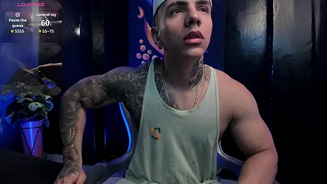 Flynn Riider online show from 03.11.26