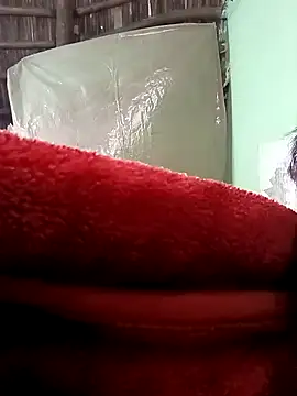 Snapshot of Kajaldx chatting on 12.15.24 Kajaldx online show from 12.15.24