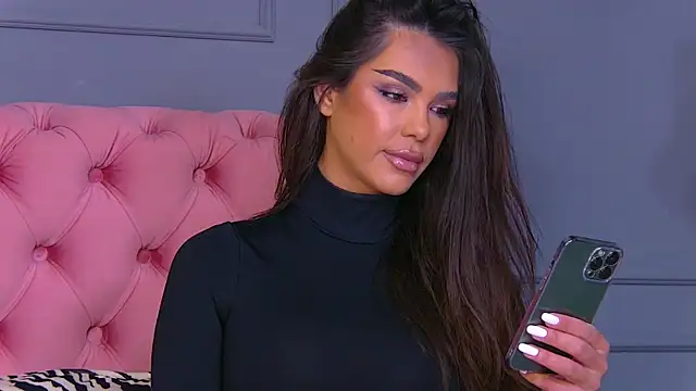 Nicole Diva online show from 01.28.25