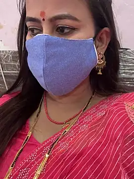 Snapshot of nehas chatting on 02.26.25 nehas online show from 02.26.25