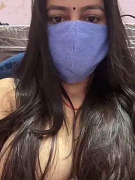 Snapshot of nehas chatting on 03.05.25 nehas online show from 03.05.25