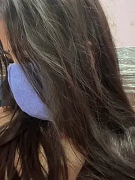 Snapshot of nehas chatting on 03.06.25 nehas online show from 03.06.25