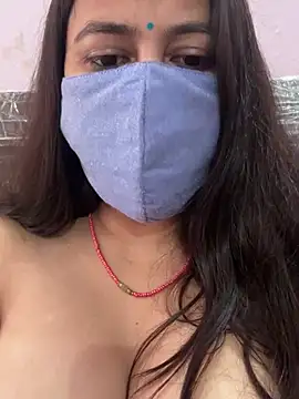 Snapshot of nehas chatting on 03.08.25 nehas online show from 03.08.25