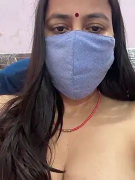 Snapshot of nehas chatting on 03.19.25 nehas online show from 03.19.25