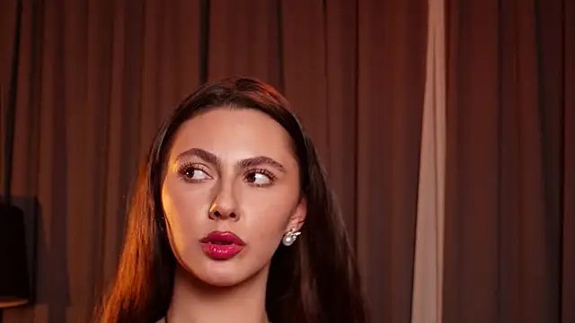 Snapshot of MuseSolis chatting on 01.24.25 MuseSolis online show from 01.24.25