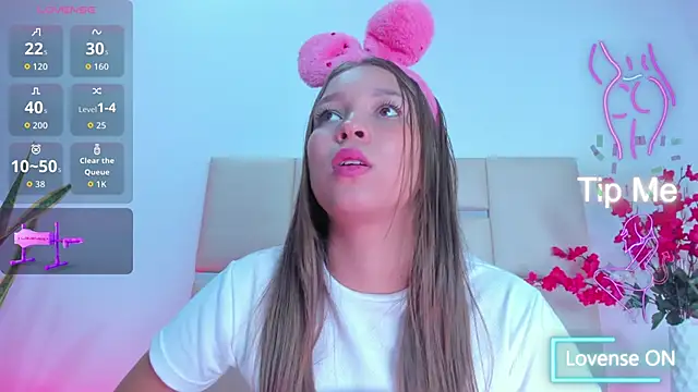 HaleyAmaya online show from 11.13.25