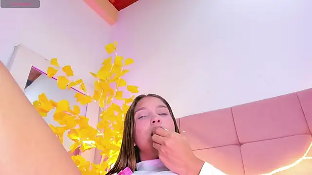 HaleyAmaya online show from 04.17.26