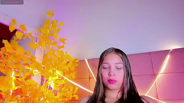 HaleyAmaya online show from 04.18.26