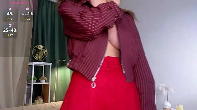 Snapshot of ElvaHilby chatting on 03.02.25 ElvaHilby online show from 03.02.25