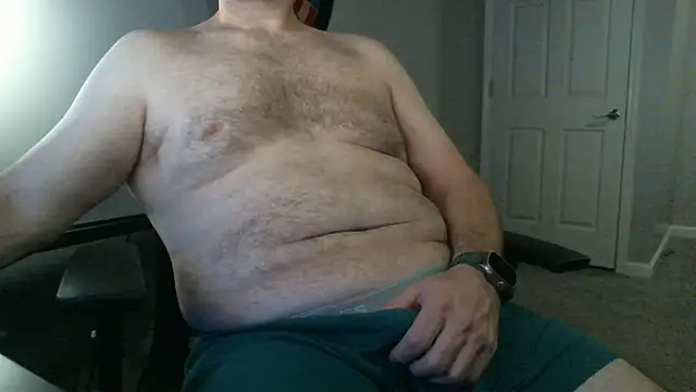 Snapshot of _magictouch_ chatting on 12.14.24 magictouch online show from 12.14.24