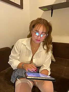 Snapshot of Gabriela-Parker_ chatting on 01.10.25 Gabriela-Parker  online show from 01.10.25
