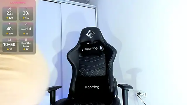 Snapshot of Dulce_smith_1 chatting on 11.25.25 Dulce smith 1 online show from 11.25.25