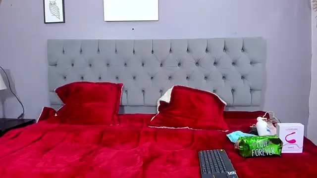 Salome Whiter online show from 12.28.24