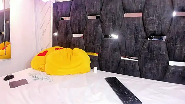 AlazSanna1 online show from 01.30.25