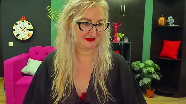 ChristyBrooks online show from 03.19.25