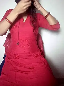 Snapshot of Cute-Aadhvita chatting on 01.24.25 Cute-Aadhvita online show from 01.24.25