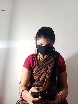 Snapshot of Cute-Aadhvita chatting on 02.10.25 Cute-Aadhvita online show from 02.10.25