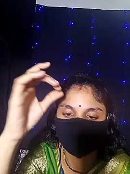 Snapshot of Cute-Aadhvita chatting on 03.11.25 Cute-Aadhvita online show from 03.11.25
