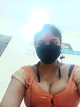Snapshot of Cute-Aadhvita chatting on 10.17.25 Cute-Aadhvita online show from 10.17.25