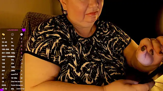 Snapshot of SexxyDreams1 chatting on 02.06.25 SexxyDreams1 online show from 02.06.25