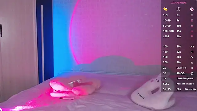 Lessy Lasska online show from 11.29.25