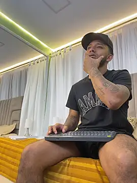 Robin Rief online show from 02.10.26