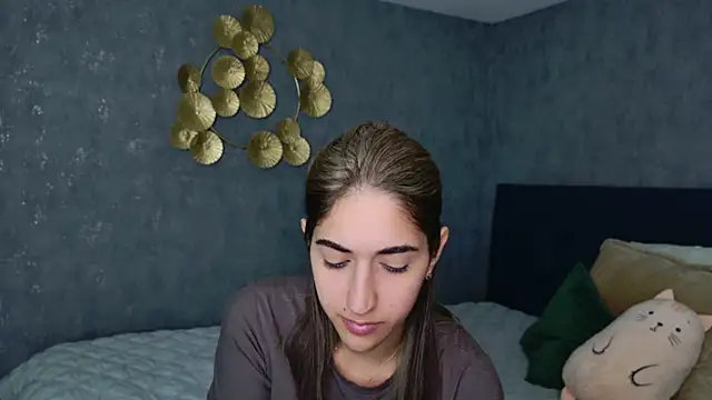 Teresa Stane online show from 02.18.25