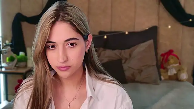 Teresa Stane online show from 03.22.25