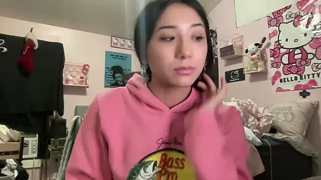 Snapshot of tokyobaby chatting on 01.02.25 tokyobaby online show from 01.02.25