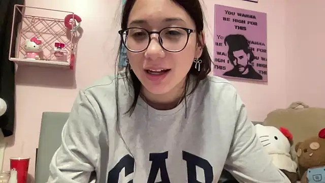 Snapshot of tokyobaby chatting on 01.04.25 tokyobaby online show from 01.04.25