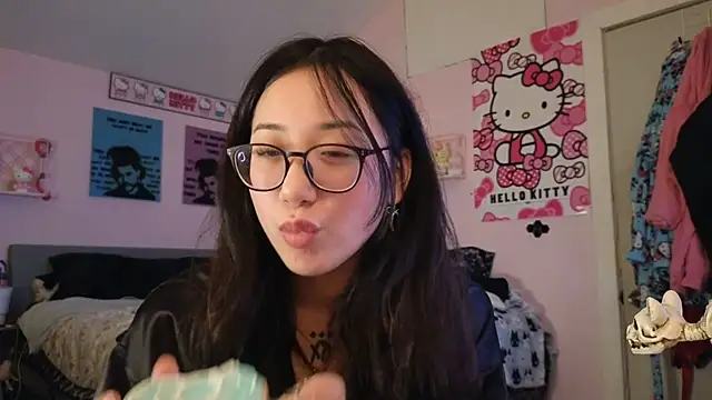 Snapshot of tokyobaby chatting on 01.31.25 tokyobaby online show from 01.31.25