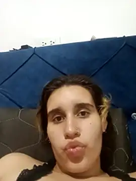 Keidy rojas1 online show from 12.26.24