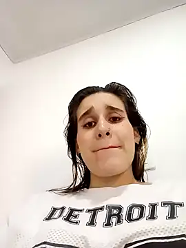 Keidy rojas1 online show from 12.27.24