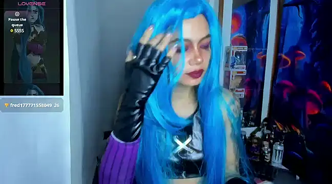 Snapshot of _sakae_ chatting on 12.29.24  sakae  online show from 12.29.24